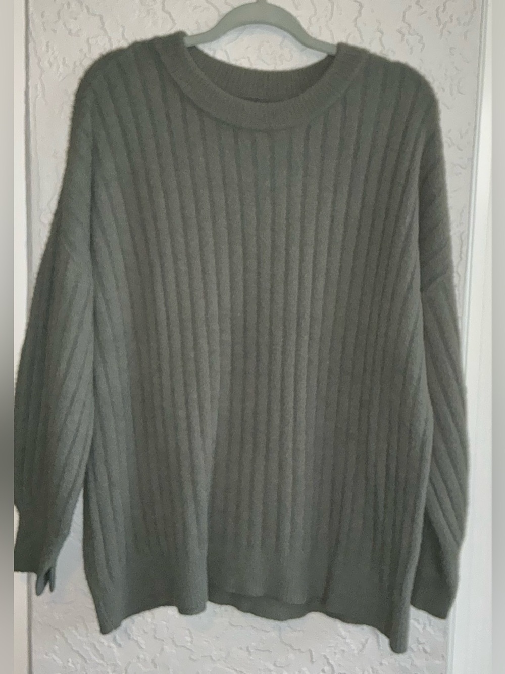 Aerie Ribbed Crewneck Oversized Sweater in Olive Green